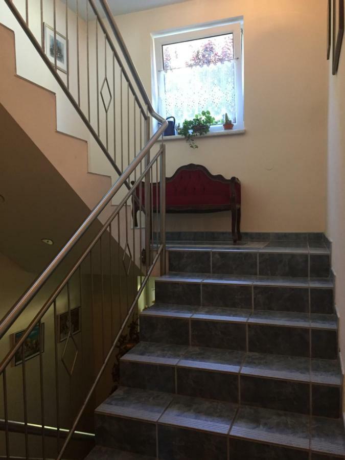 Pension Lipusch Sankt Veit im Jauntal Exterior photo